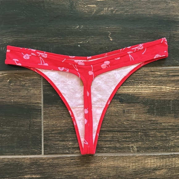 💖PINK Victoria’s Secret Panty Thong - Picture 3 of 6